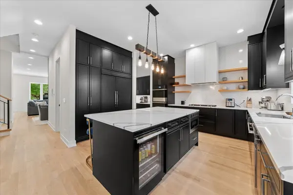 2205 N Talman AVE, Chicago, IL 60647
