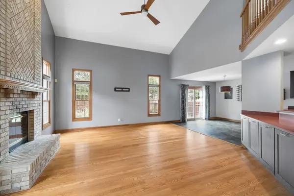 14552 Club Circle DR, Oak Forest, IL 60452