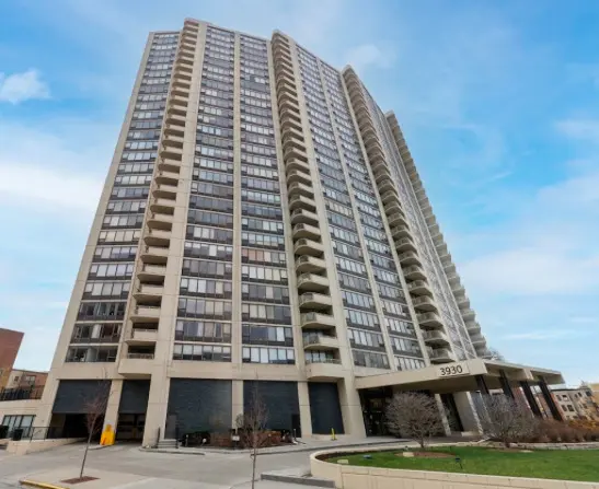 3930 N Pine Grove AVE #3009, Chicago, IL 60613