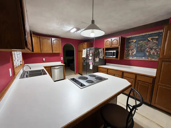5347 Kell RD, Kell, IL 62853