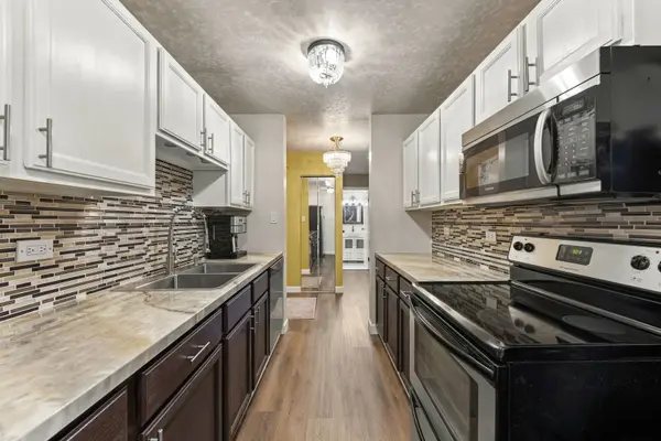 420 S HOME AVE #109N, Oak Park, IL 60302