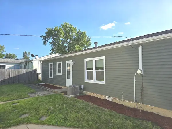 427 KENYON AVE, Romeoville, IL 60446