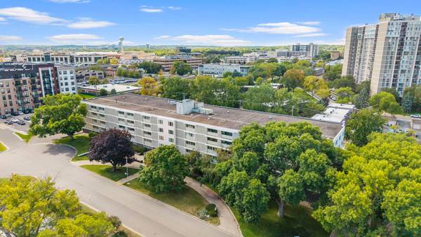 6450 York AVE S #217, Edina, MN 55435