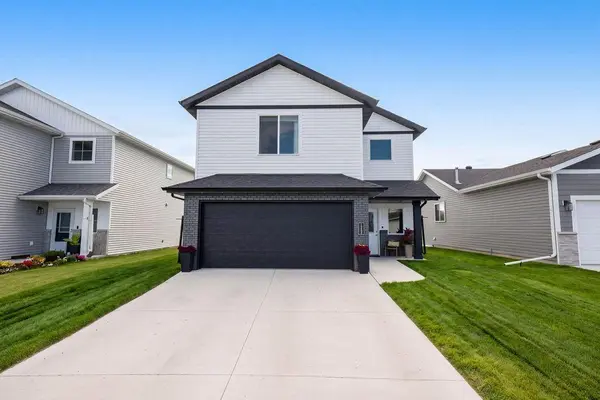 1235 Rachel DR W, West Fargo, ND 58078