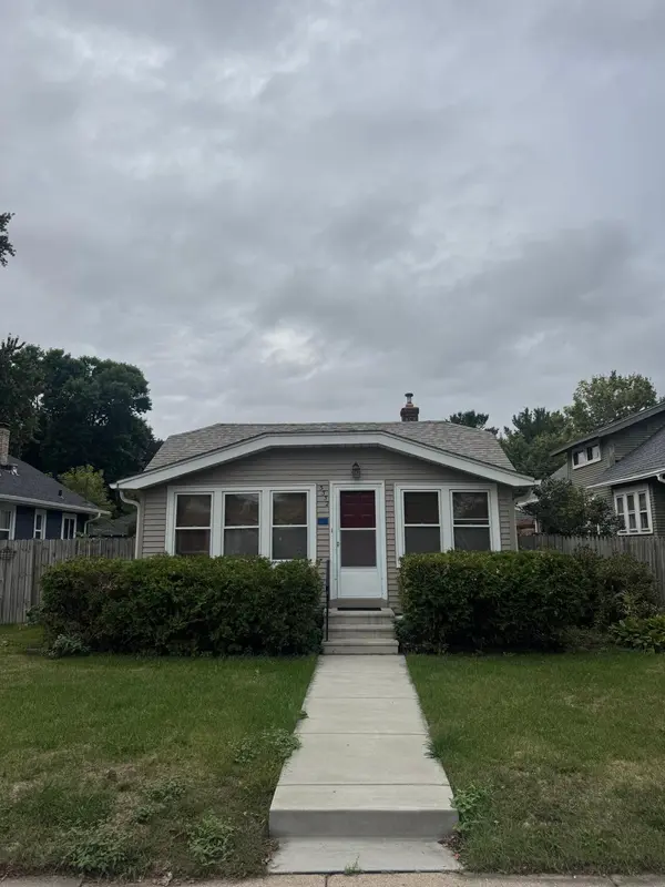 3332 36th AVE S, Minneapolis, MN 55406