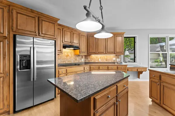 8915 Umbria PL N, Maple Grove, MN 55311