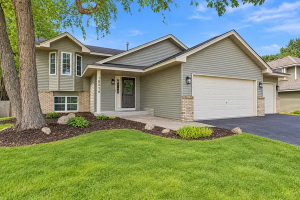 18214 Ironton ST NW, Elk River, MN 55330