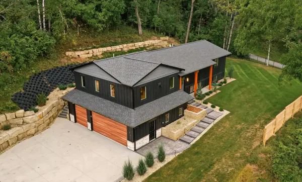1810 Mayowood RD SW, Rochester, MN 55902