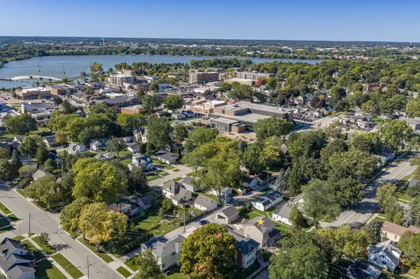 220 S ERIE ST, De Pere, WI 54115