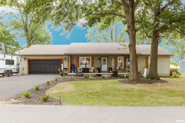 805 E MARSHALL ST, Marion, IL 62959