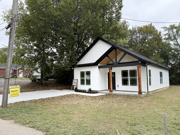 534 20th Ave #W, Springfield, TN 37172
