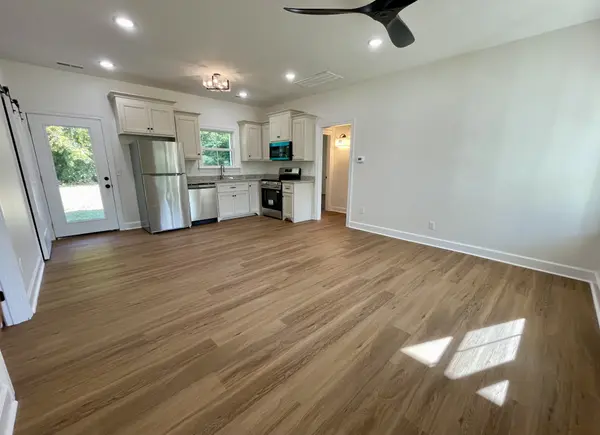 204B Clayton St, Lawrenceburg, TN 38464
