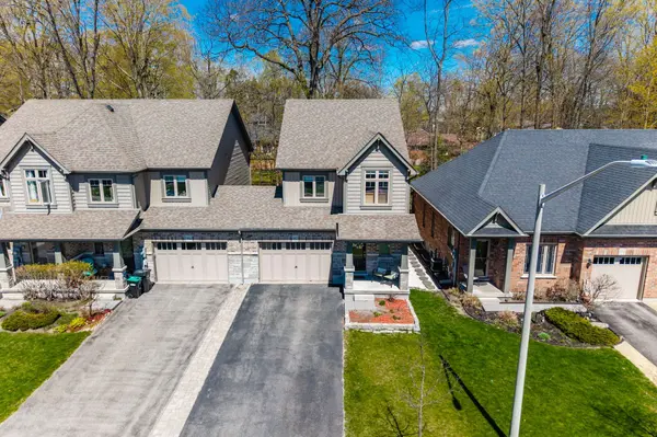 992 Cook DR, Midland, ON L4R 0E4
