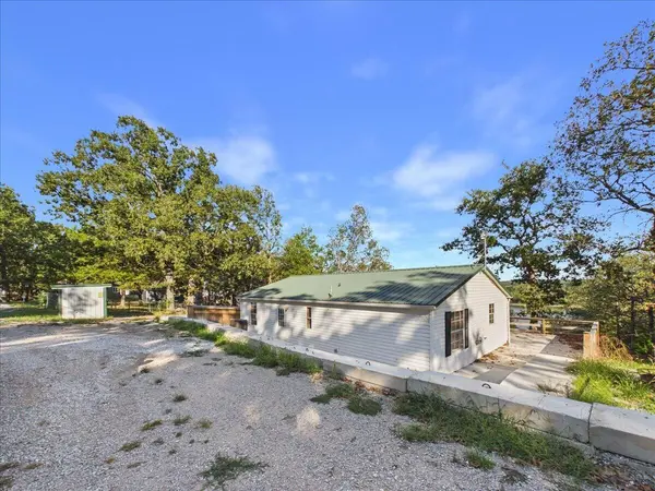 27061 County Road 209, Flemington, MO 65650