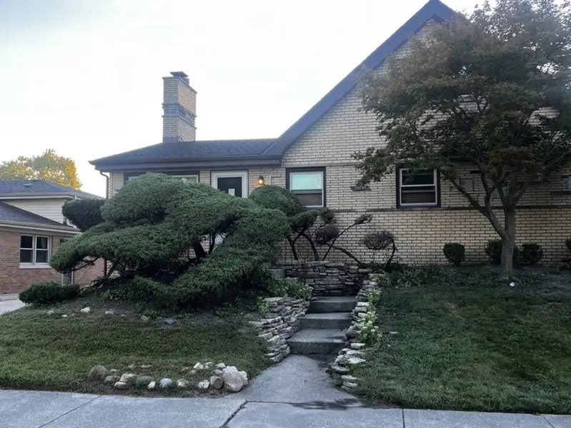 10621 Laramie AVE, Oak Lawn, IL 60453