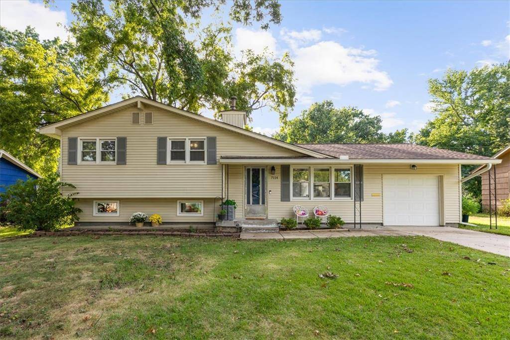 7114 Larsen ST, Shawnee, KS 66203