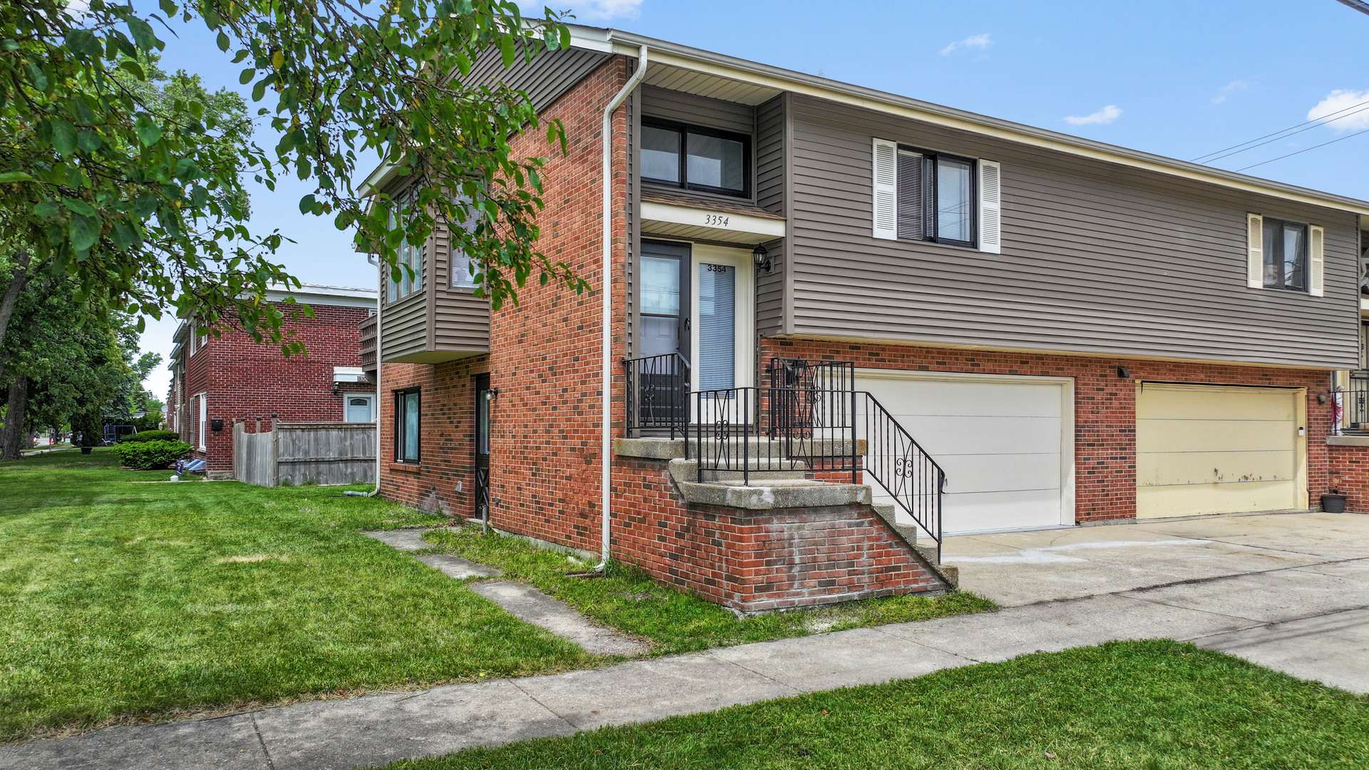 3354 Madison ST, Skokie, IL 60076
