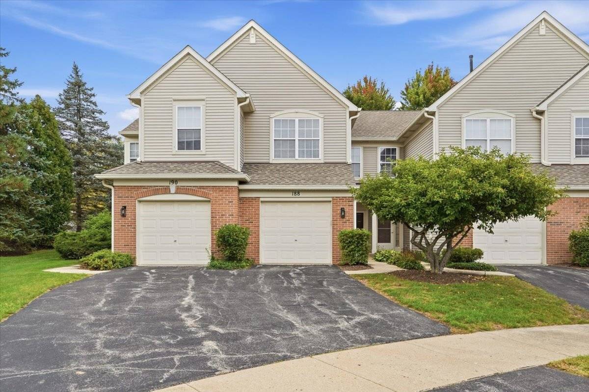 188 Stockton DR, Grayslake, IL 60030