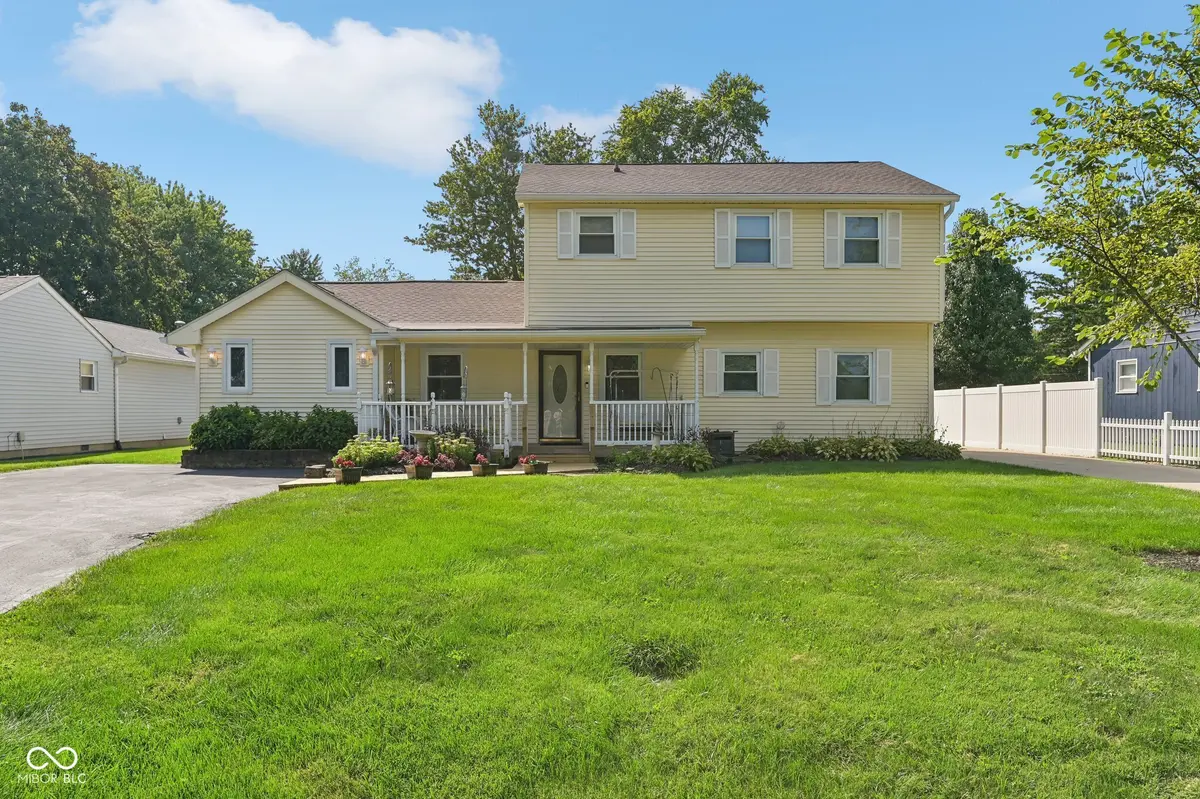 1024 E Auman DR, Carmel, IN 46032
