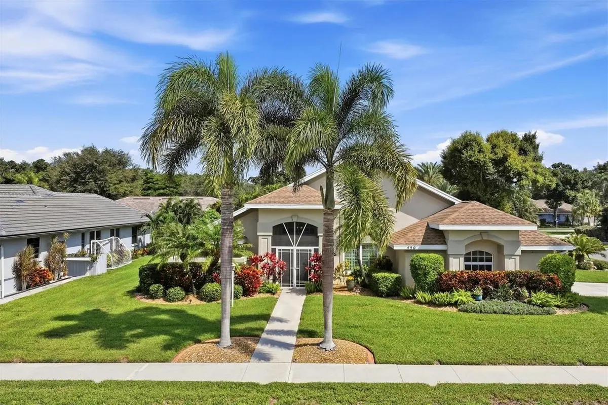 450 LAKE OF THE WOODS DR, Venice, FL 34293