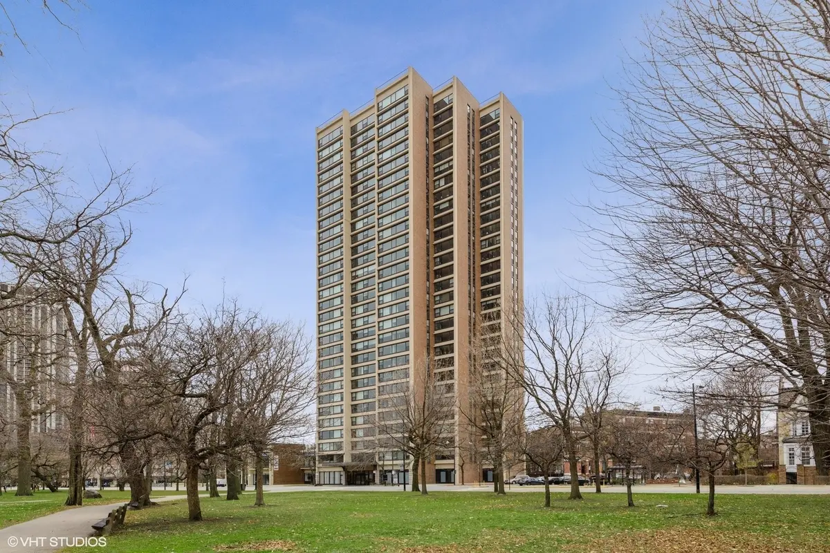 1850 N Clark ST #2104, Chicago, IL 60614