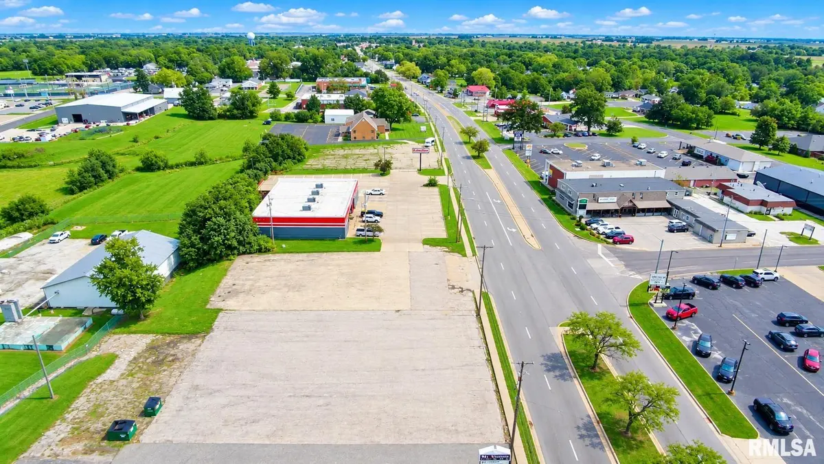 PEORIA ST, Washington, IL 61571