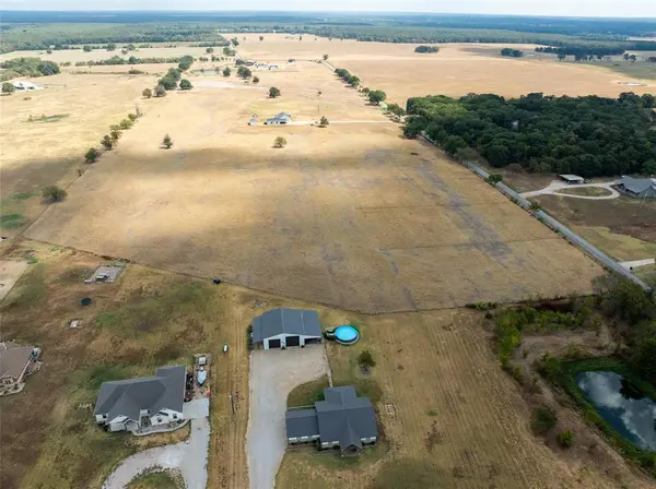 635 County Road 44550, Paris, TX 75462