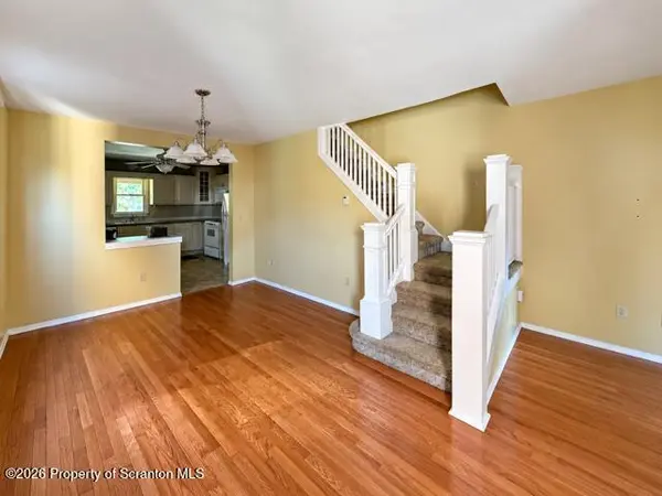 605 Deacon ST, Scranton, PA 18509