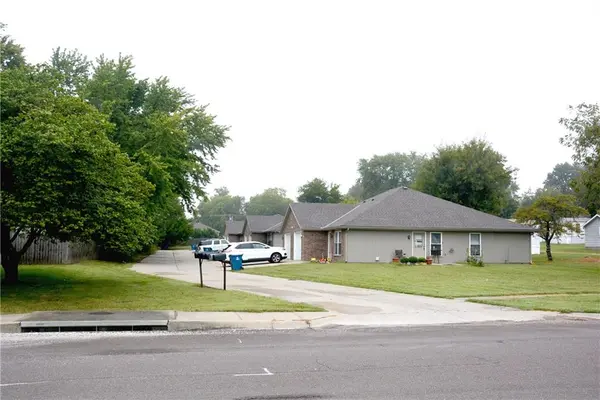 305-07-09 Mason ST #E, Odessa, MO 64076