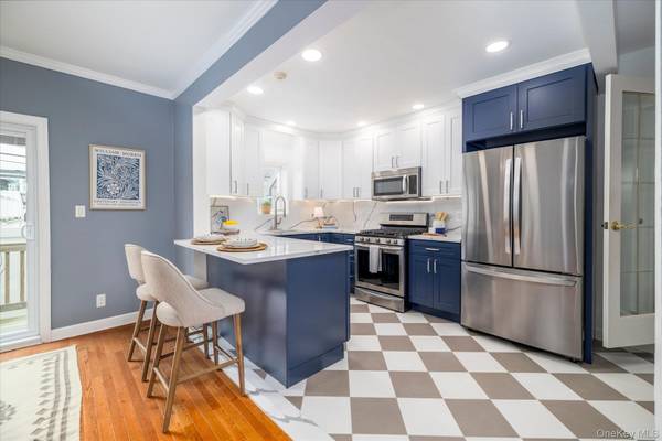 7 Vinton ST, Long Beach, NY 11561