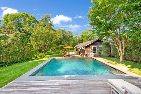 99 Egypt LN, East Hampton, NY 11937