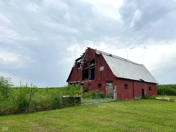 8122 N Hall School RD, Monrovia, IN 46157