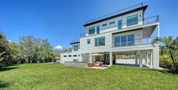 8800 MIDNIGHT PASS RD, Sarasota, FL 34242