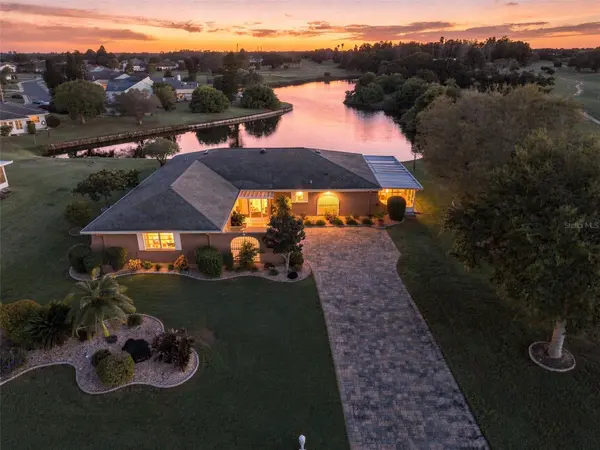 211 STONEHAM DR, Sun City Center, FL 33573