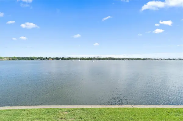 165 POMPANO DR SE, St Petersburg, FL 33705