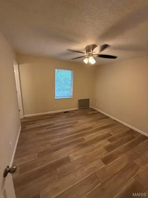 4581 Debbie LN, House Springs, MO 63051