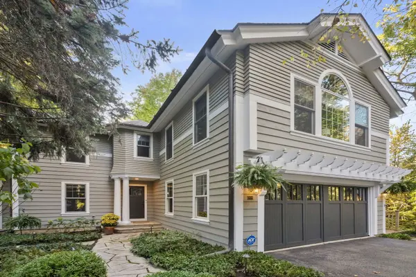 719 Birch RD, Lake Bluff, IL 60044