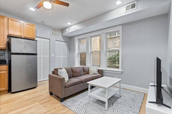 6812 N Wayne AVE #3E, Chicago, IL 60626