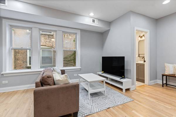 6812 N Wayne AVE #3E, Chicago, IL 60626