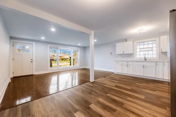 11619 S Aberdeen ST, Chicago, IL 60643