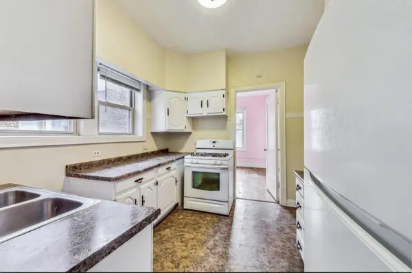 6832 S South Shore DR #2, Chicago, IL 60649