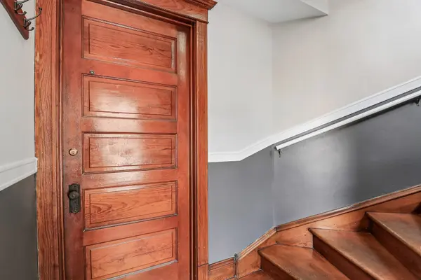 3643 N HOYNE AVE #2, Chicago, IL 60618