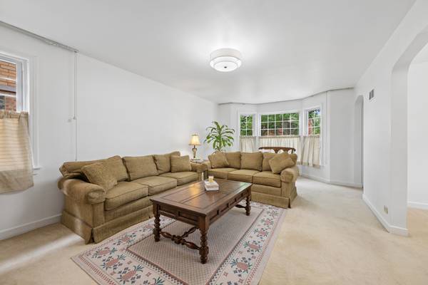 6219 N Kedvale AVE, Chicago, IL 60646