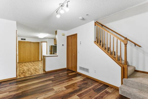 11256 Providence LN, Eden Prairie, MN 55344