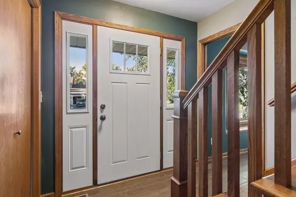 4166 Parkridge DR, White Bear Lake, MN 55110