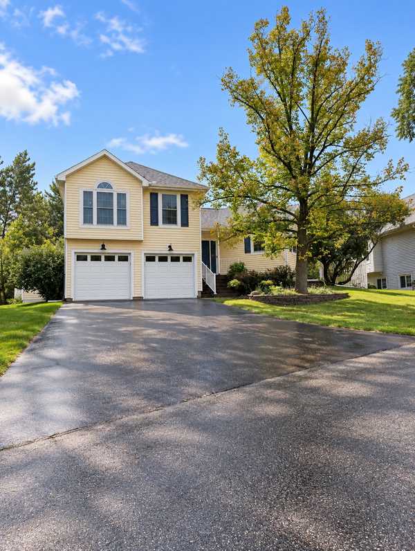 11239 49th AVE N, Plymouth, MN 55442