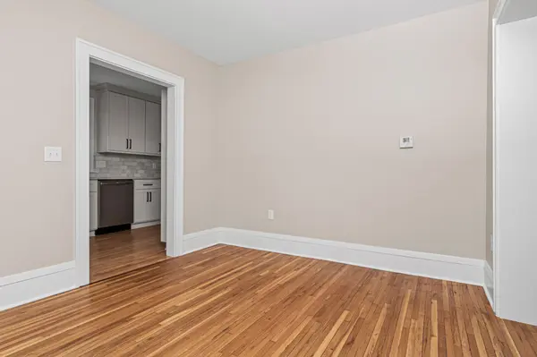 902 Hunt PL, Saint Paul, MN 55114