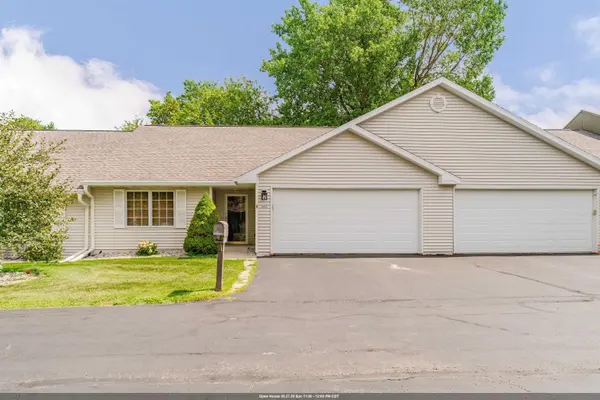 465 W PACKER AVE, Oshkosh, WI 54901-1585