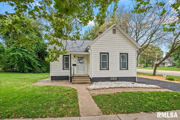 630 W MAPLE AVE, Springfield, IL 62702