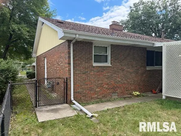 639 N COOLIDGE CT, West Peoria, IL 61604